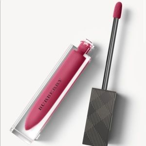 Burberry Liquid Lip Velvet Bright Plum no. 49